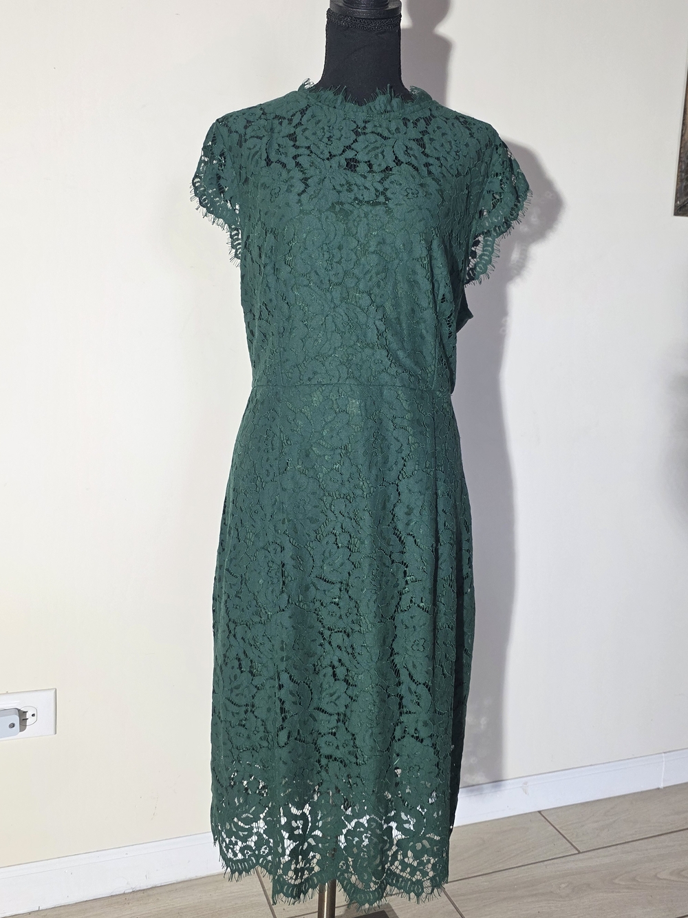 Merokeety -  Forest Green Lace Midi Dress with Scalloped Hem (Size XL) *NWT